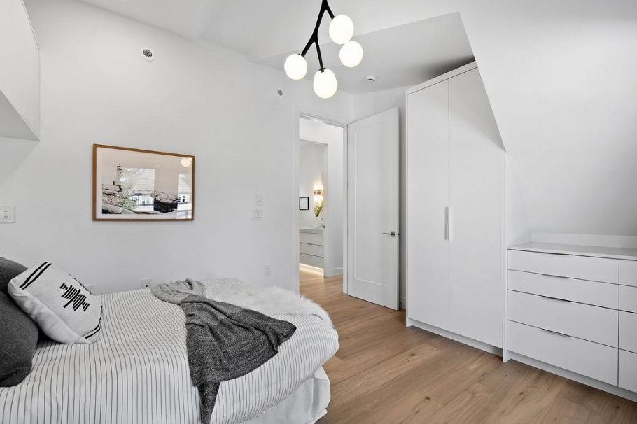 1135 W 33rd Avenue Vancouver, BC - 28