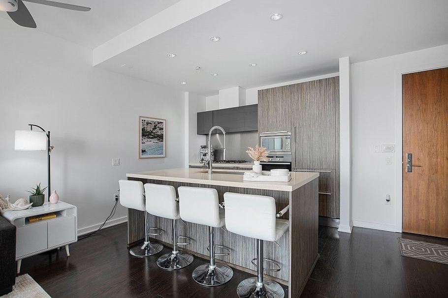 901 1616 Columbia Street Vancouver, BC - 6