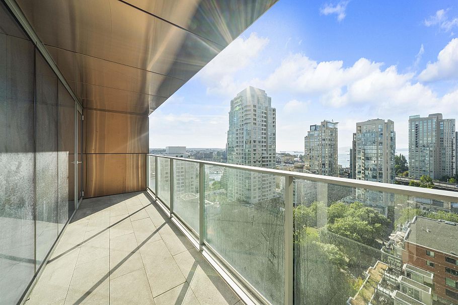 1907 1480 Howe Street Vancouver, BC - 25