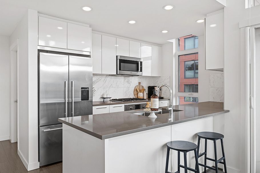 502 3263 Pierview Crescent Vancouver, BC - 8