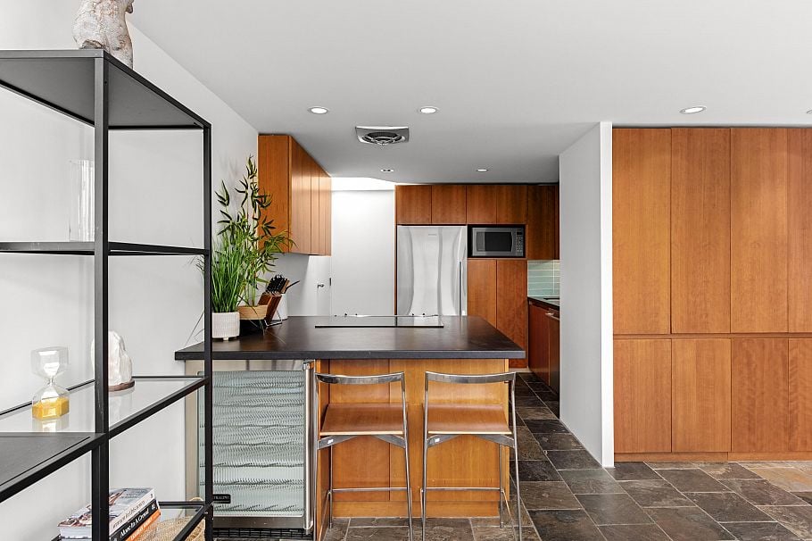 9 1934 Barclay Street Vancouver, BC - 7