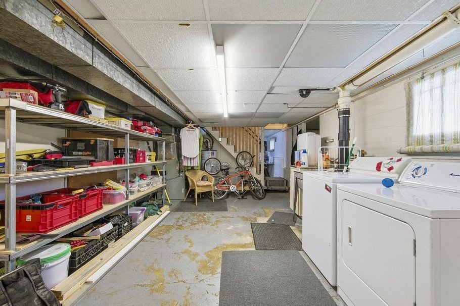 2506 W 15th Avenue Vancouver, BC - 22