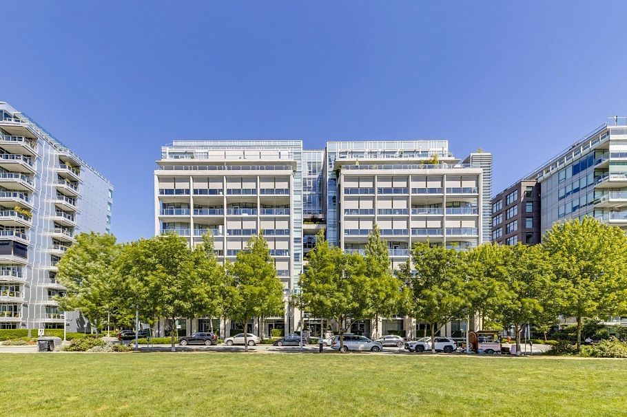 905 1633 Ontario Street Vancouver, BC - 1