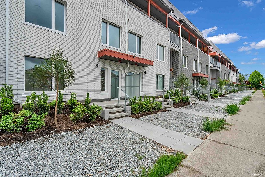 104 2250 E 1st Avenue Vancouver, BC - 29