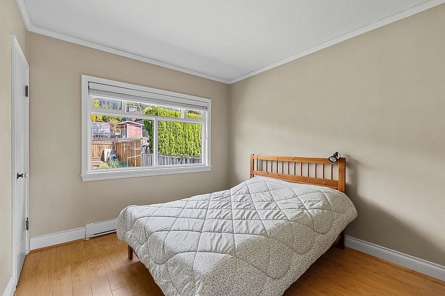 170 Carisbrooke Crescent North Vancouver, BC - 8