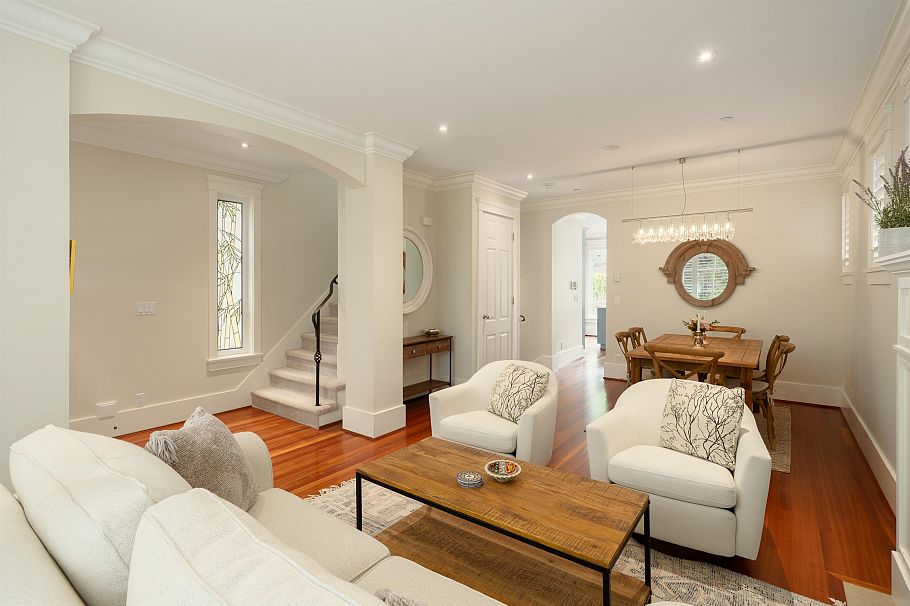 4275 W 14th Avenue Vancouver, BC - 7