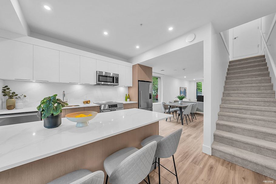 1732 Templeton Drive Vancouver, BC - 4
