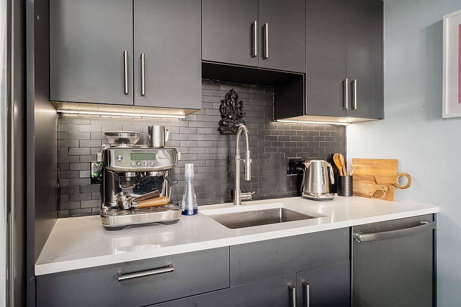 308 336 E 1st Avenue Vancouver, BC - 9