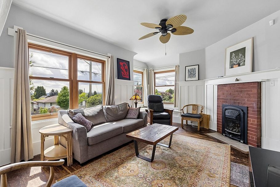 534 E 7th Street North Vancouver, BC - 4