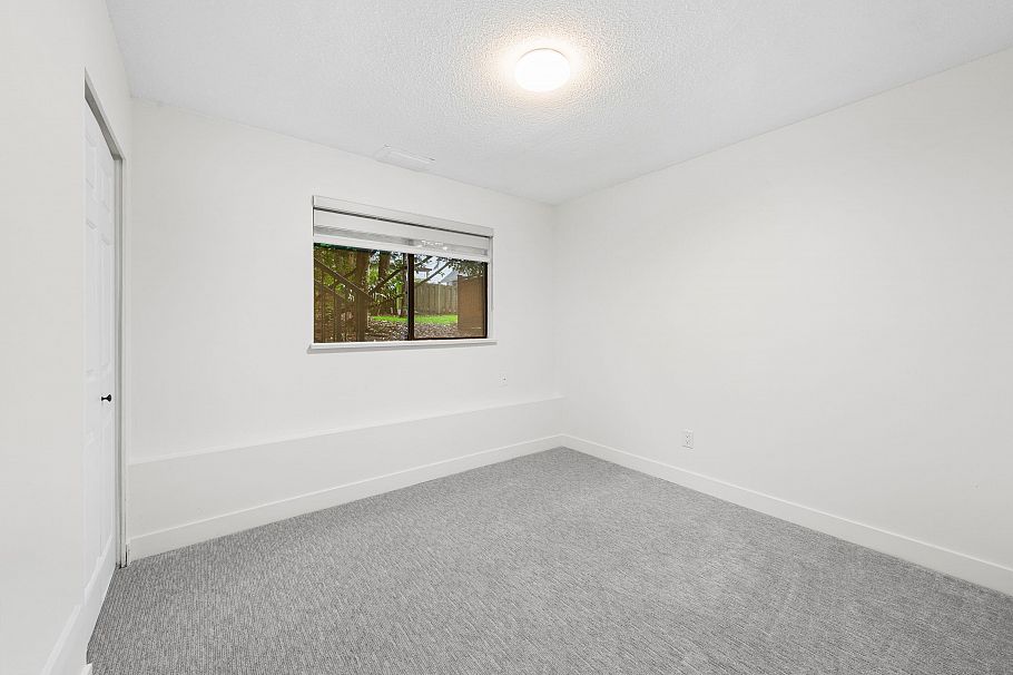 1777 Caledonia Avenue North Vancouver, BC - 20
