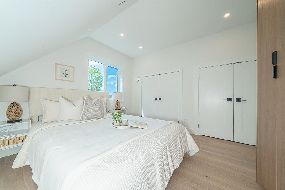 1937 E 4th Avenue Vancouver, BC - 15