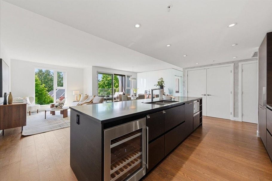 506 7228 Adera Street Vancouver, BC - 7
