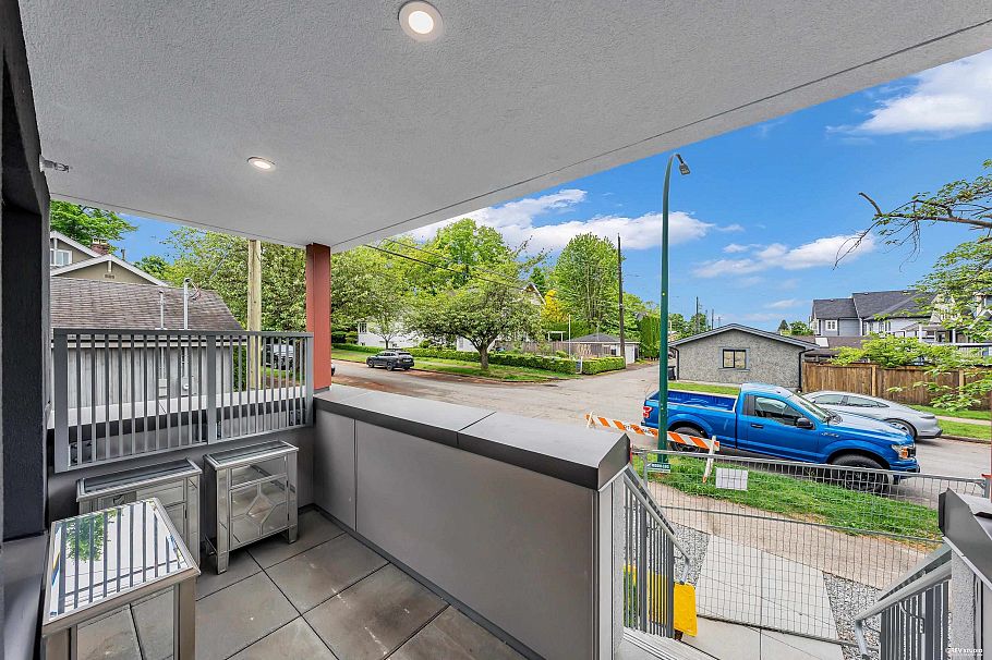 1732 Templeton Drive Vancouver, BC - 26
