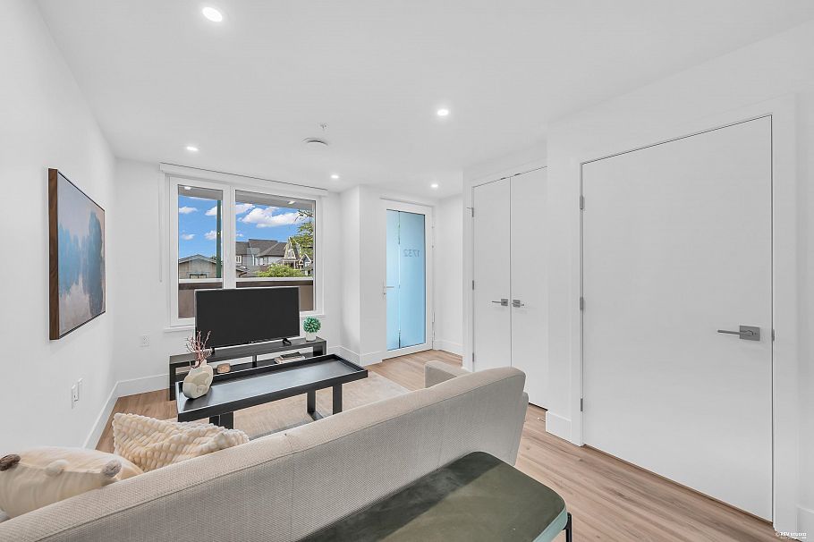 1732 Templeton Drive Vancouver, BC - 12