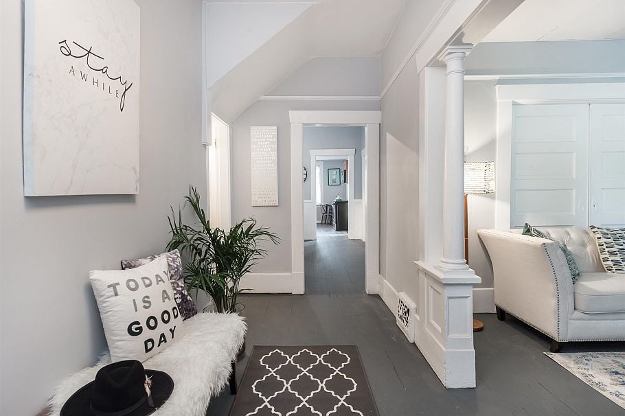 136 W 12th Avenue Vancouver, BC - 8