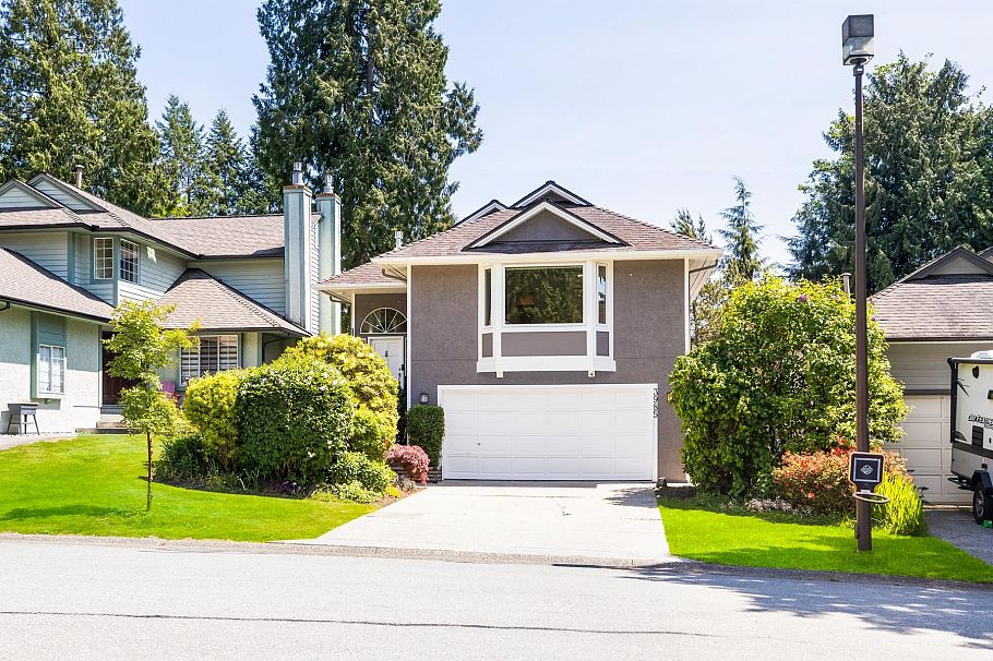 3985 Frames Place North Vancouver, BC - 1