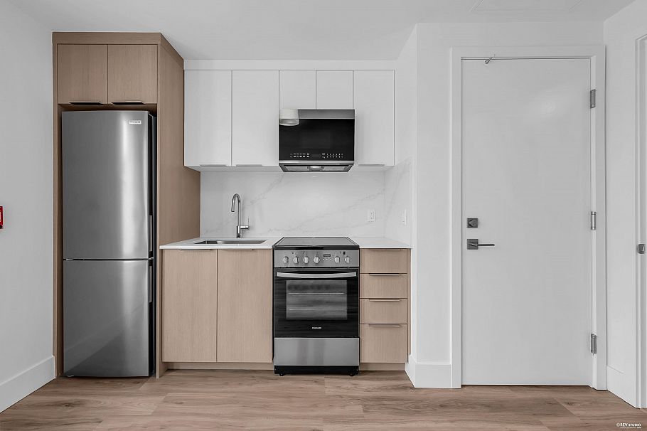 104 2250 E 1st Avenue Vancouver, BC - 25