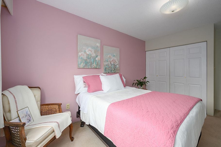 105 123 E 19th Street North Vancouver, BC - 15
