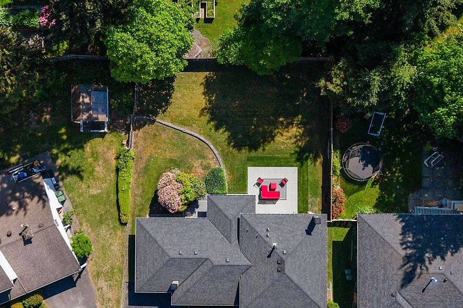 1256 Eastview Road North Vancouver, BC - 33