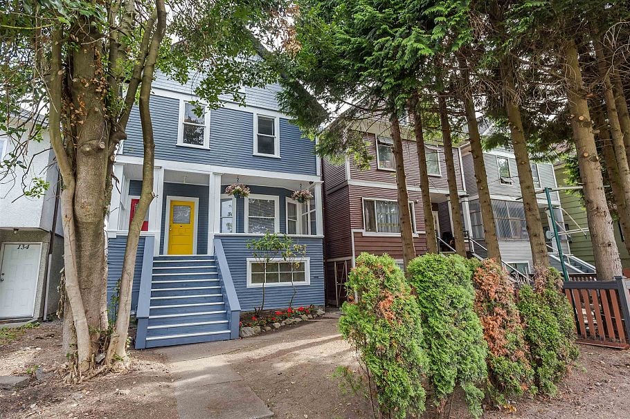 136 W 12th Avenue Vancouver, BC - 40