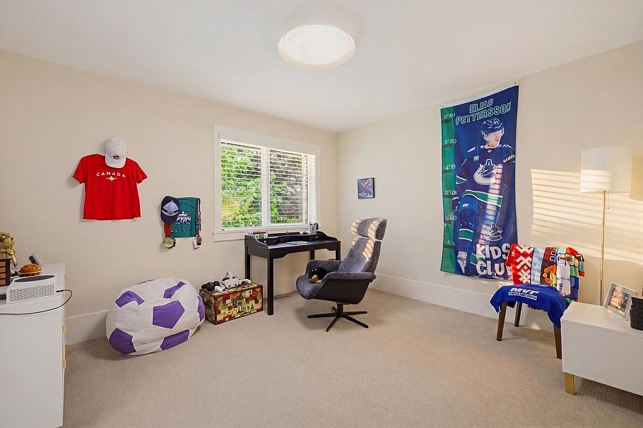 1138 Ridgewood Drive North Vancouver, BC - 25