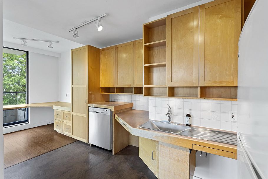 408 2370 W 2nd Avenue Vancouver, BC - 11