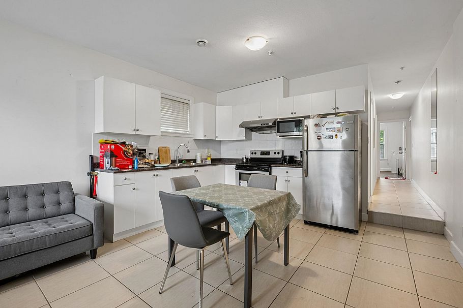 3795 Fleming Street Vancouver, BC - 22