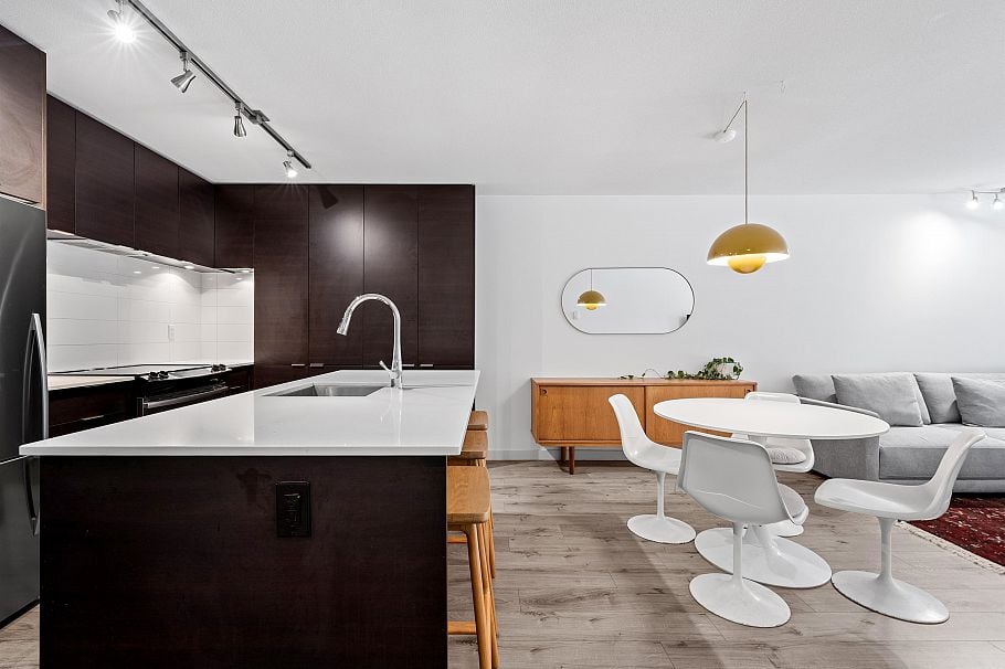 203 1677 Lloyd Avenue North Vancouver, BC - 10