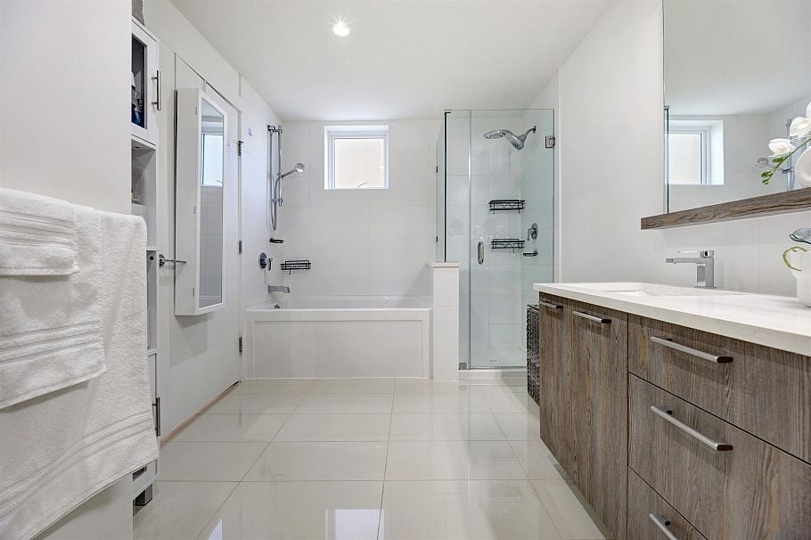 306 625 E 3rd Street North Vancouver, BC - 14