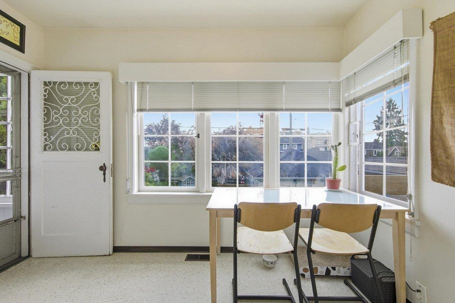 2506 W 15th Avenue Vancouver, BC - 12