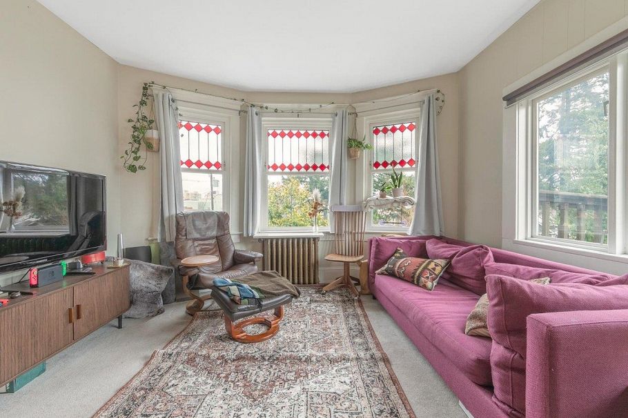 482 W 17th Avenue Vancouver, BC - 19