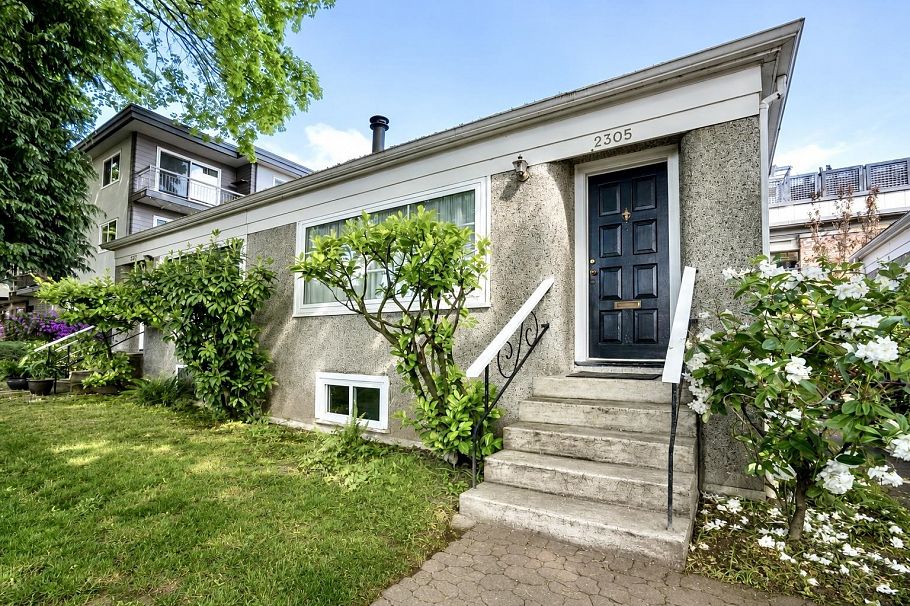 2305 W 3rd Avenue Vancouver, BC - 2