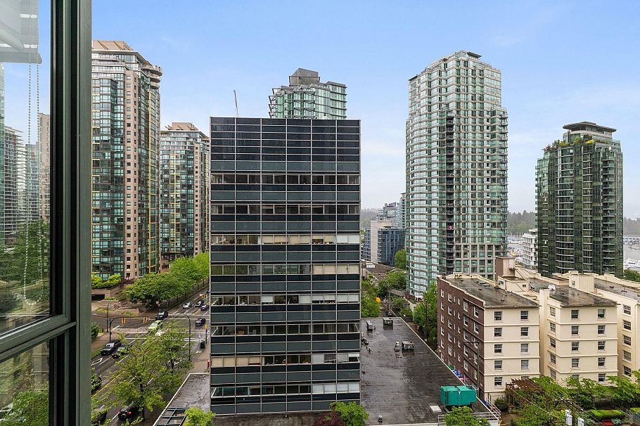 905 1239 W Georgia Street Vancouver, BC - 12