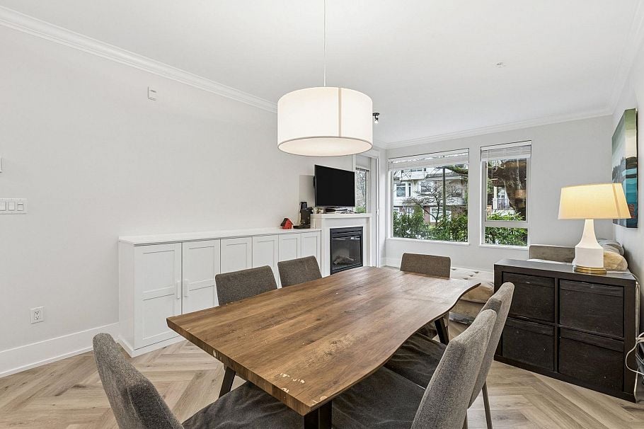 107 159 W 22nd Street North Vancouver, BC - 10