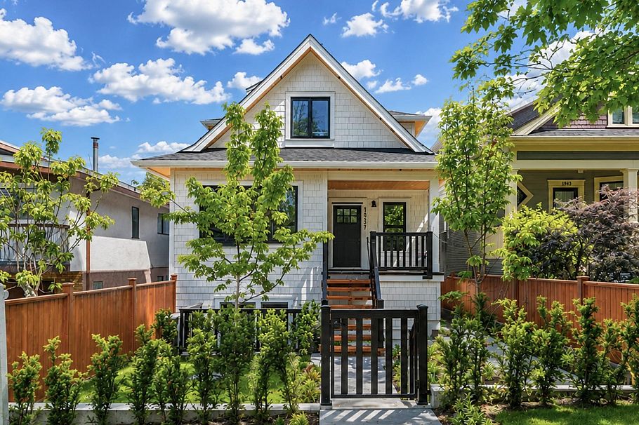 1937 E 4th Avenue Vancouver, BC - 32