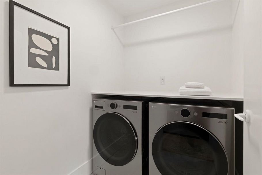 2 2830 Musqueamview Street Vancouver, BC - 22