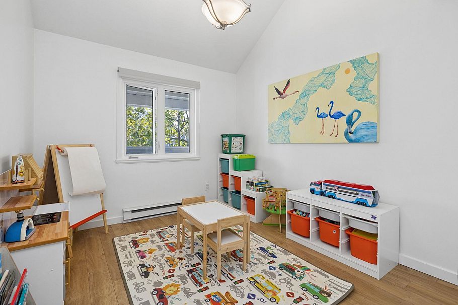 207 1518 Bowser Avenue North Vancouver, BC - 20