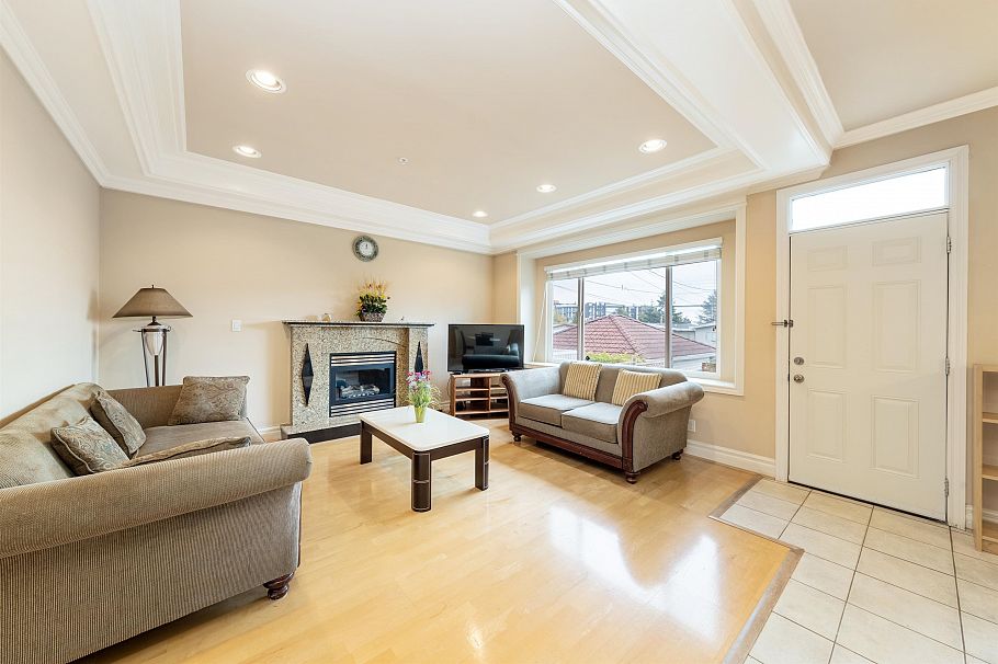 260 W 63rd Avenue Vancouver, BC - 9