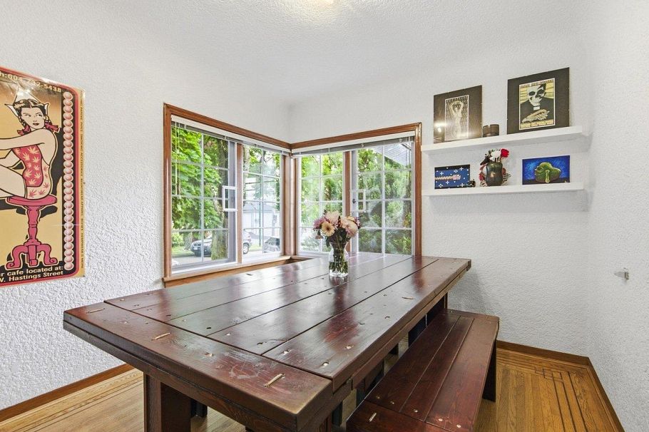 2506 W 15th Avenue Vancouver, BC - 8