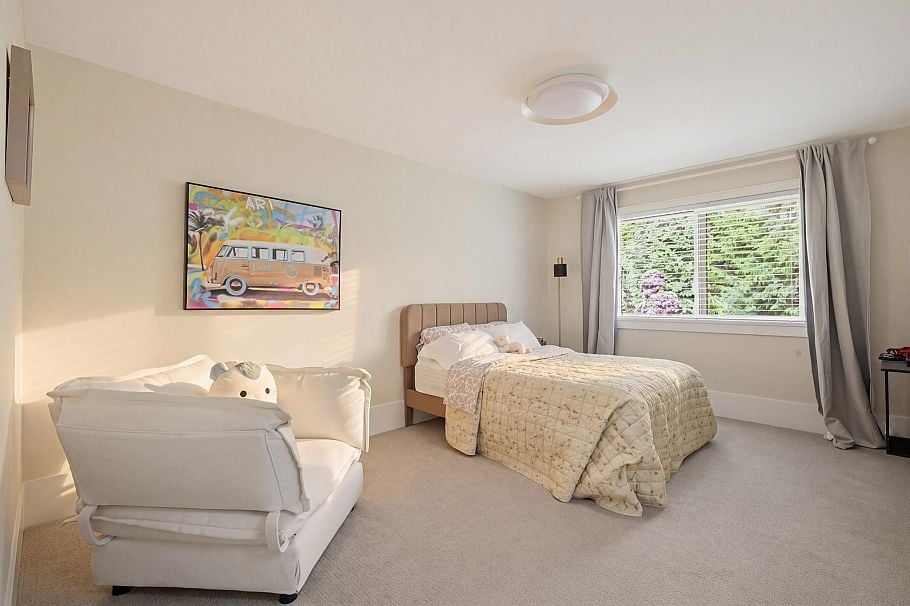 1138 Ridgewood Drive North Vancouver, BC - 23