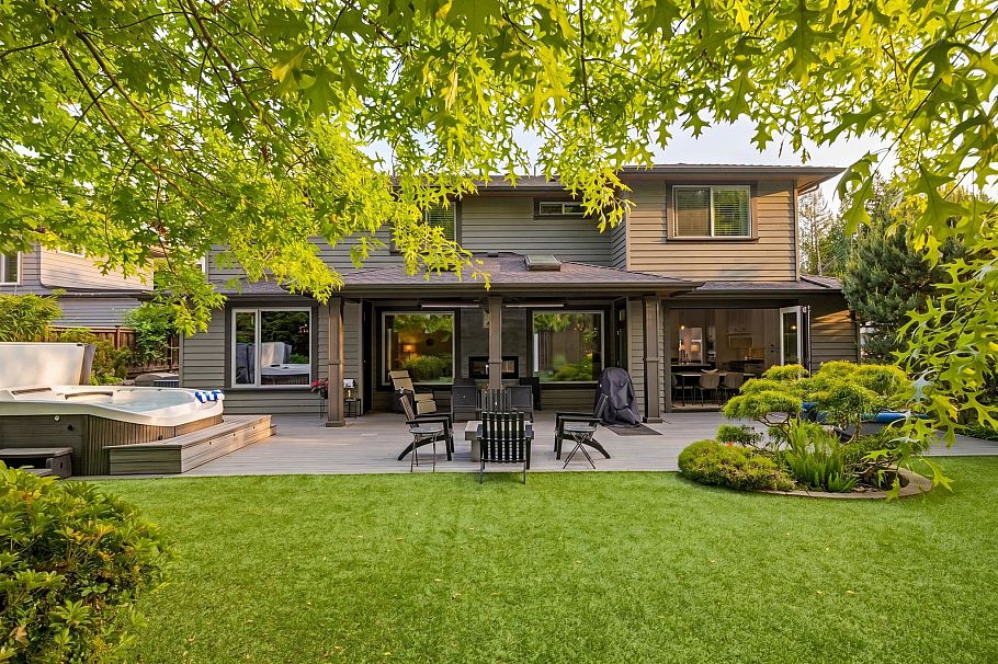 1138 Ridgewood Drive North Vancouver, BC - 37