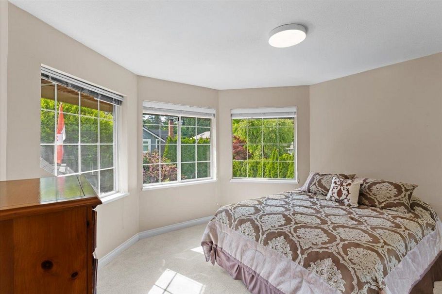 2471 Mowat Place North Vancouver, BC - 21