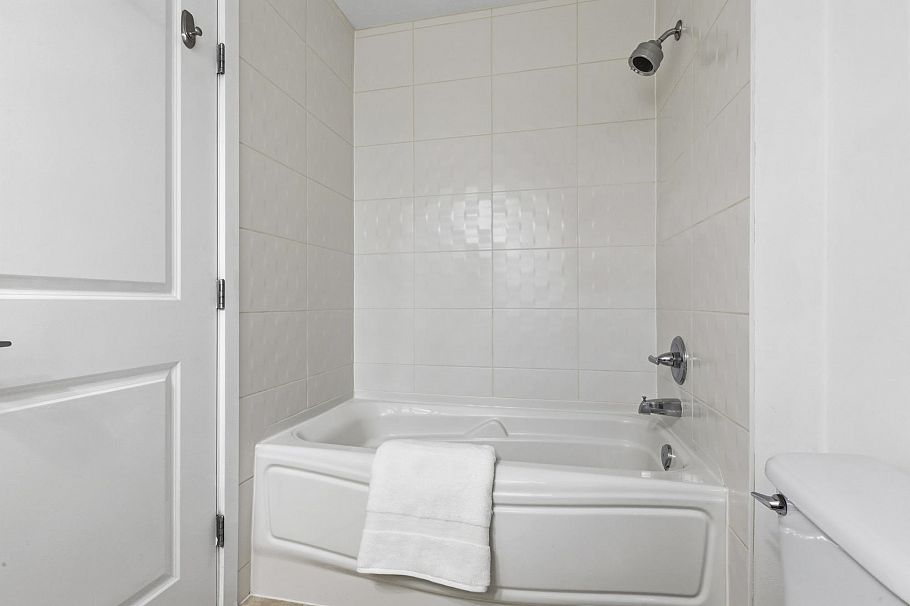 107 3551 Foster Avenue Vancouver, BC - 20