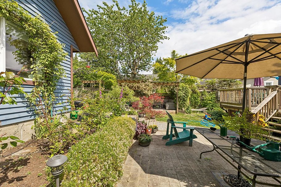534 E 7th Street North Vancouver, BC - 29