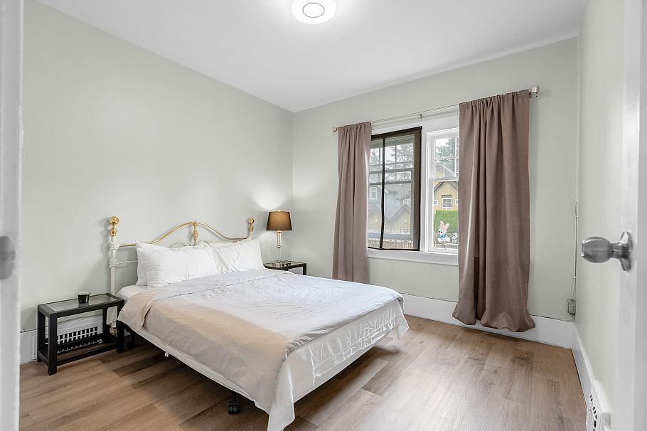 3425 W 8th Avenue Vancouver, BC - 15