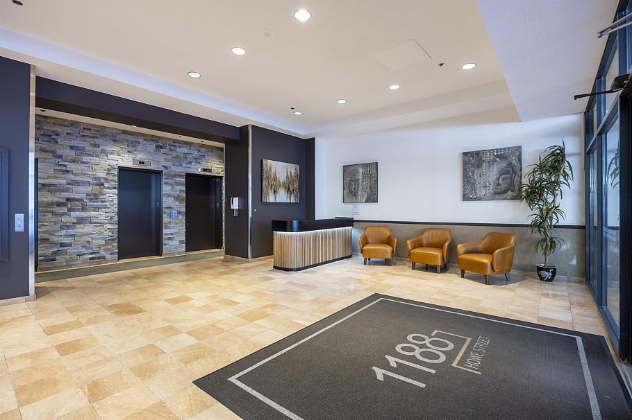 708 1188 Howe Street Vancouver, BC - 3