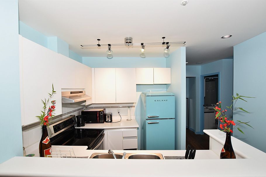 614 989 Nelson Street Vancouver, BC - 4