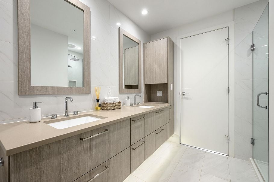 108 733 E 3rd Street North Vancouver, BC - 21
