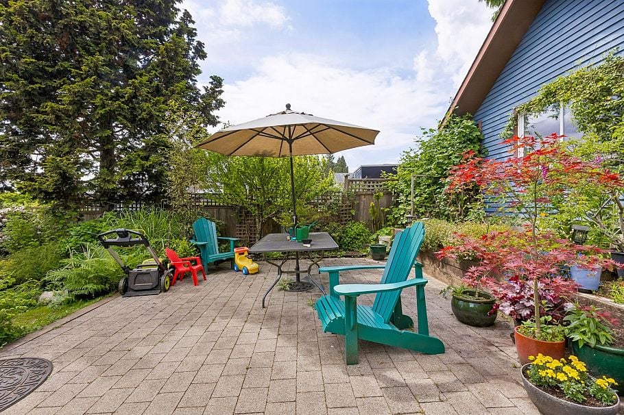 534 E 7th Street North Vancouver, BC - 24