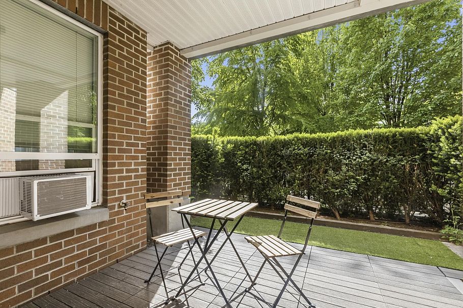 107 3551 Foster Avenue Vancouver, BC - 23